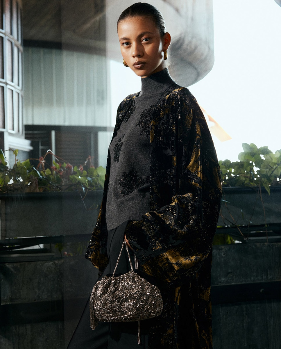 Camisola de Malha com Missangas Cinzento-2