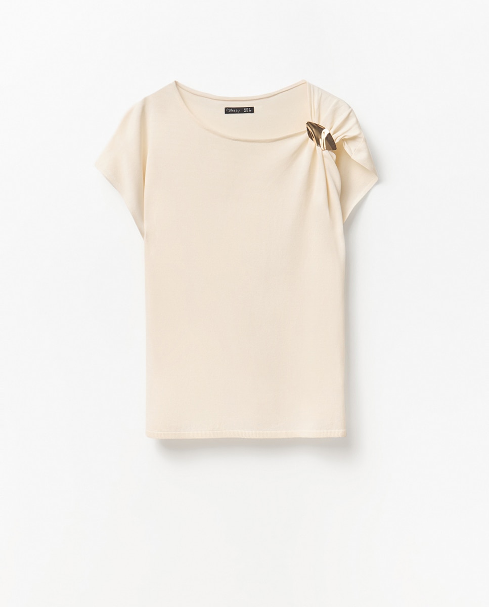 Top com aplique dourado Branco-marfim-7