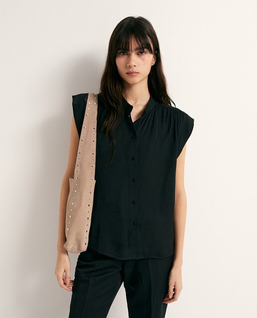 Imagen 0 de Top fluido botones