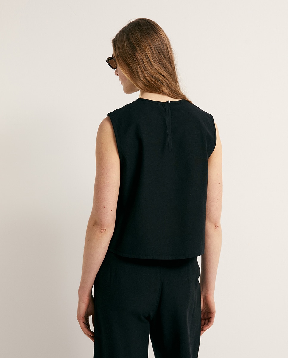Top de Linho Bordado Preto-5