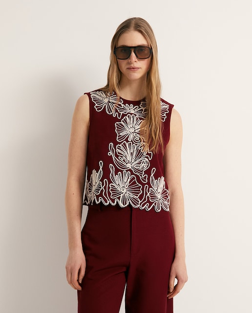 Imagen 0 de Top lino bordado