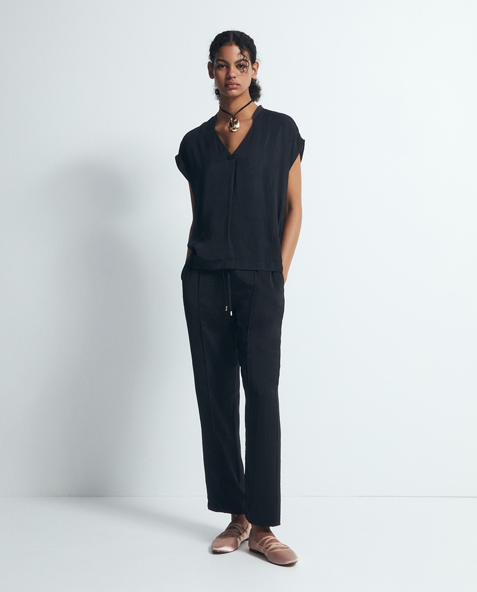 Top fluido pico - Sfera - Negro Negro-2