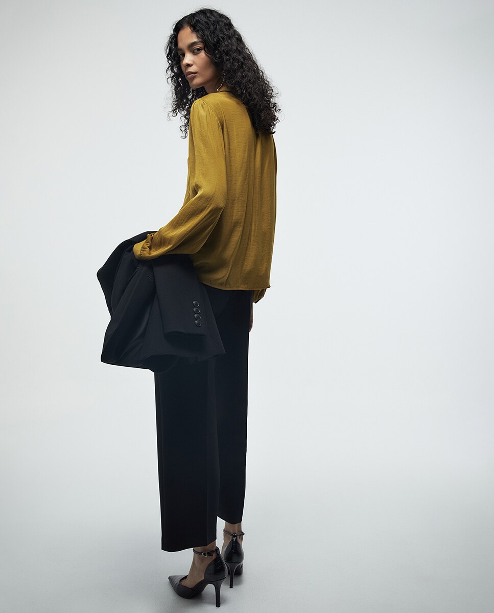 Blusa com Botões Verde Azeitona-4