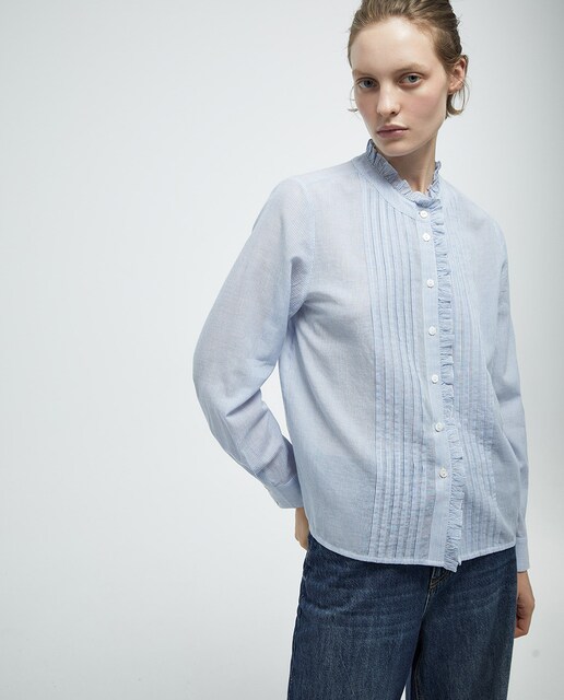 Imagen 0 de Blusa volante pechera