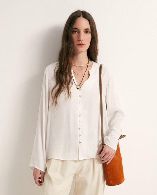 Imagen 0 de Blusa fluida botones