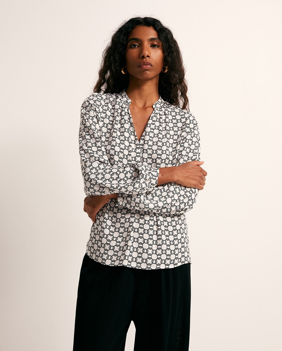 Imagem 0 de Blusa fluida estampada