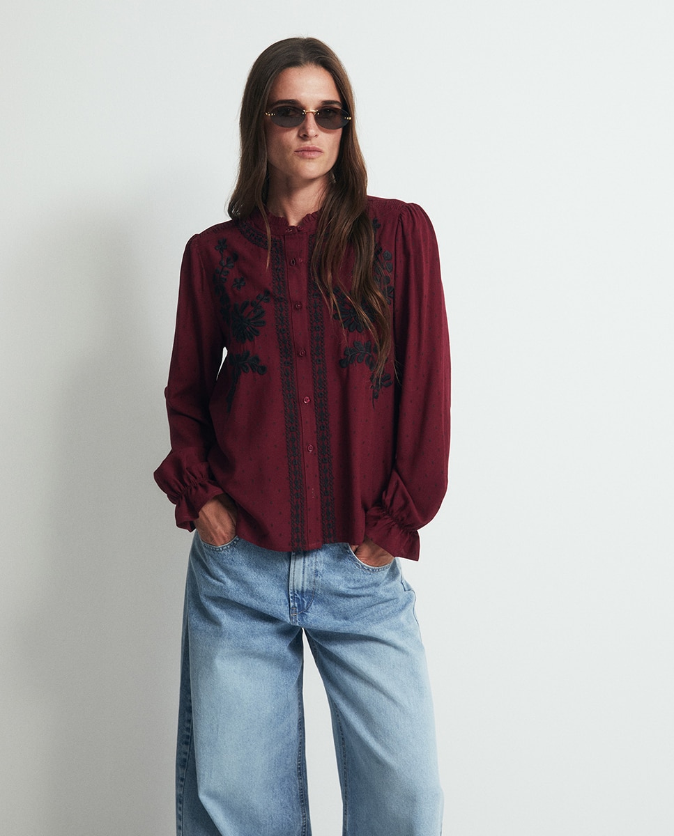 Imagem 0 de Blusa bordada