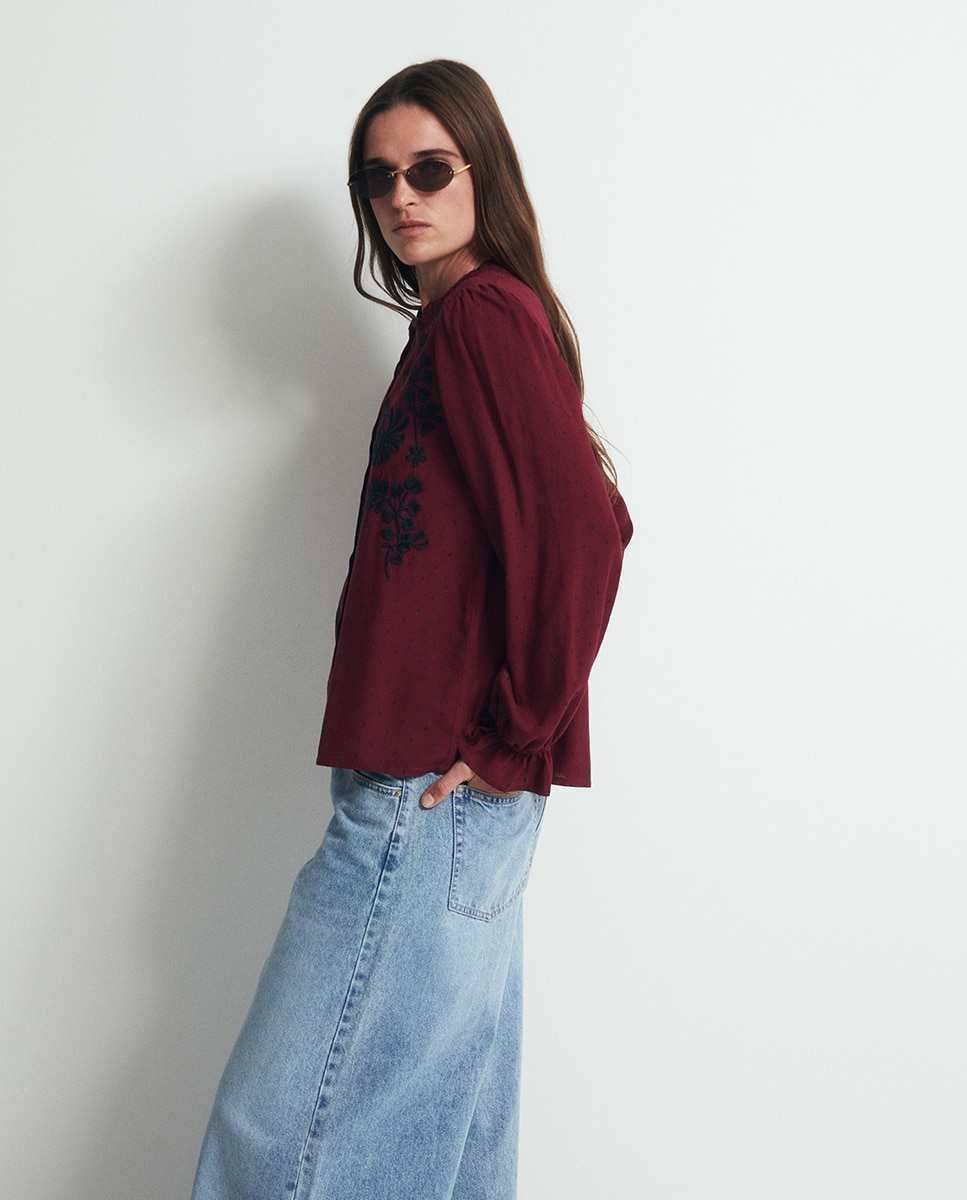 Blusa bordada Bordeaux-4