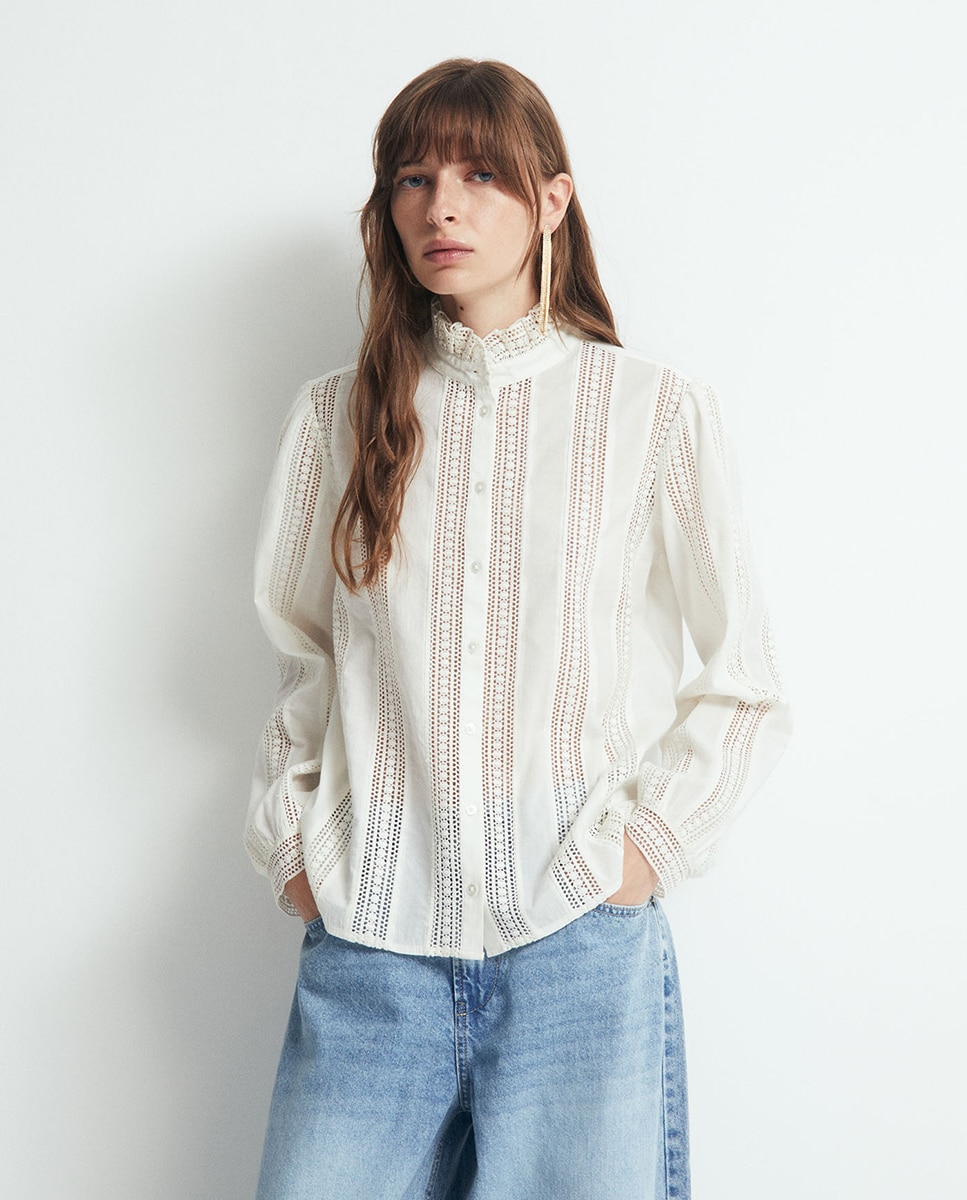 Imagem 0 de Blusa Romântica com Renda