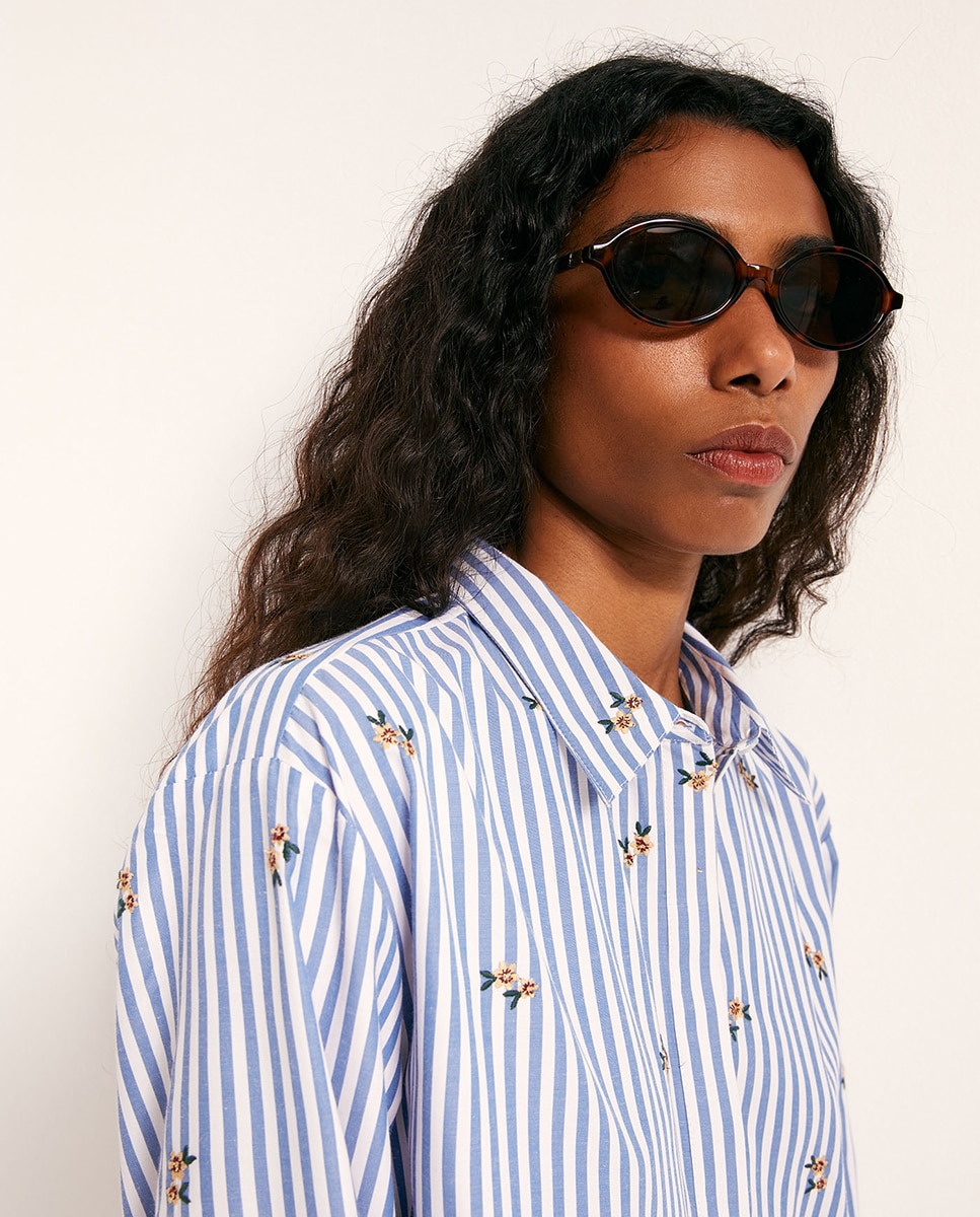 Camisa com Bordado Floral 400 Azul-3