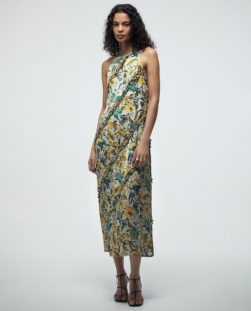 Imagem 0 de Vestido com Cortes e Folhos