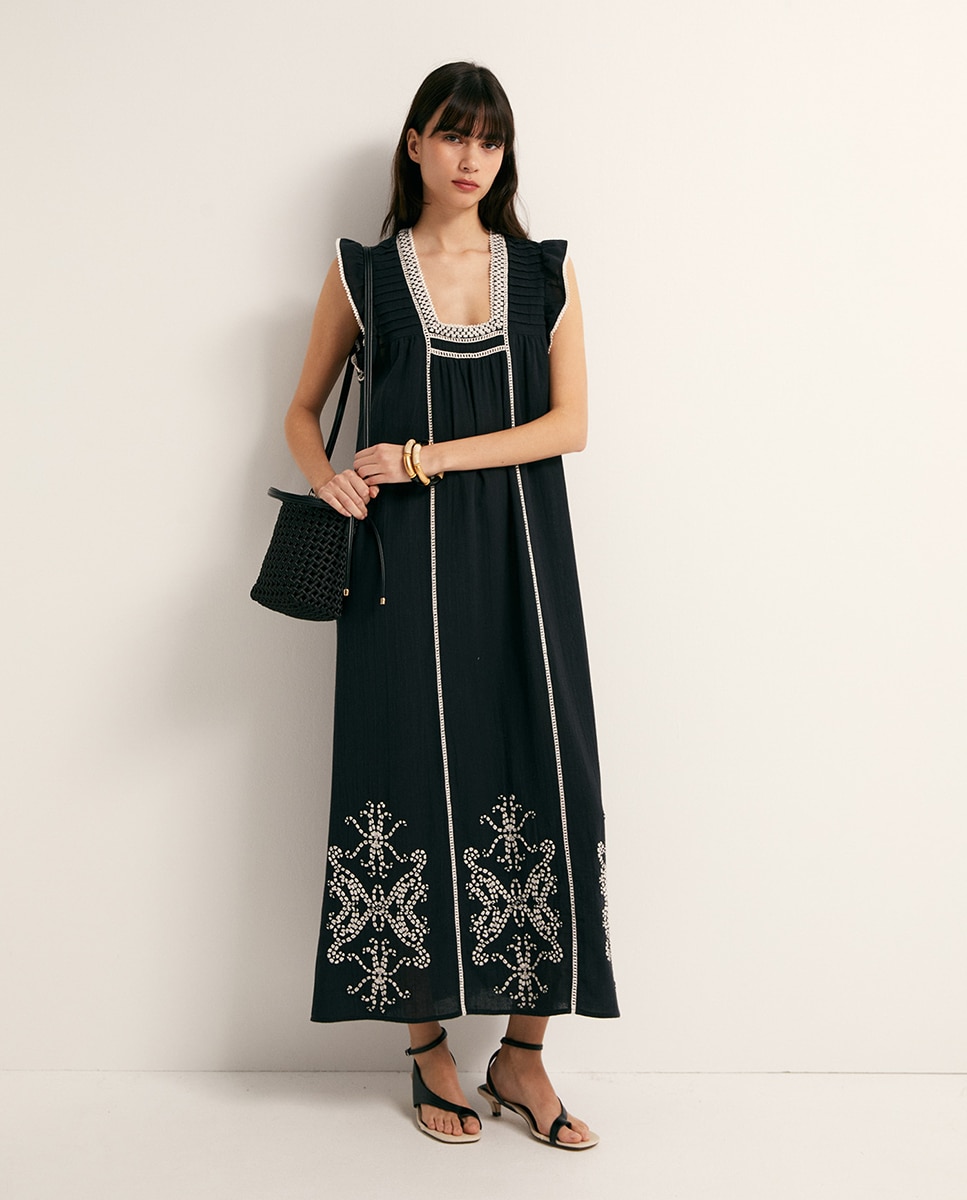 Imagem 0 de Vestido bordado