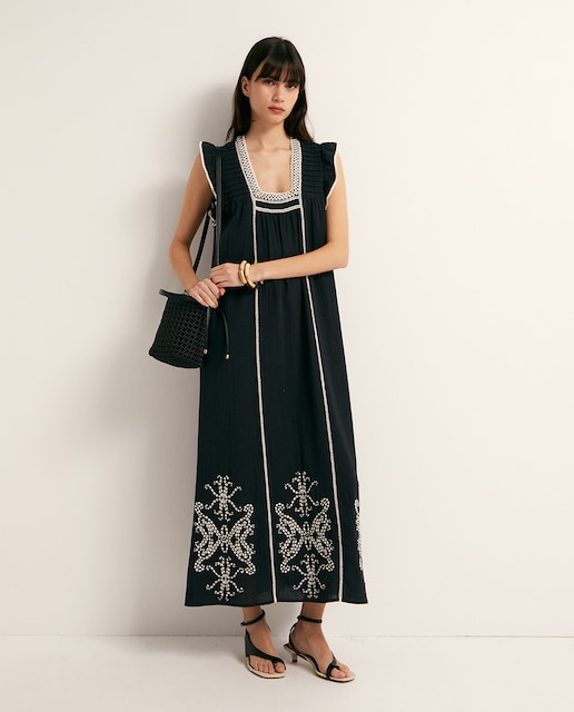 Imagen 0 de Vestido bordado