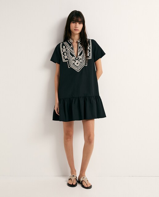 Imagen 0 de Túnica bordada