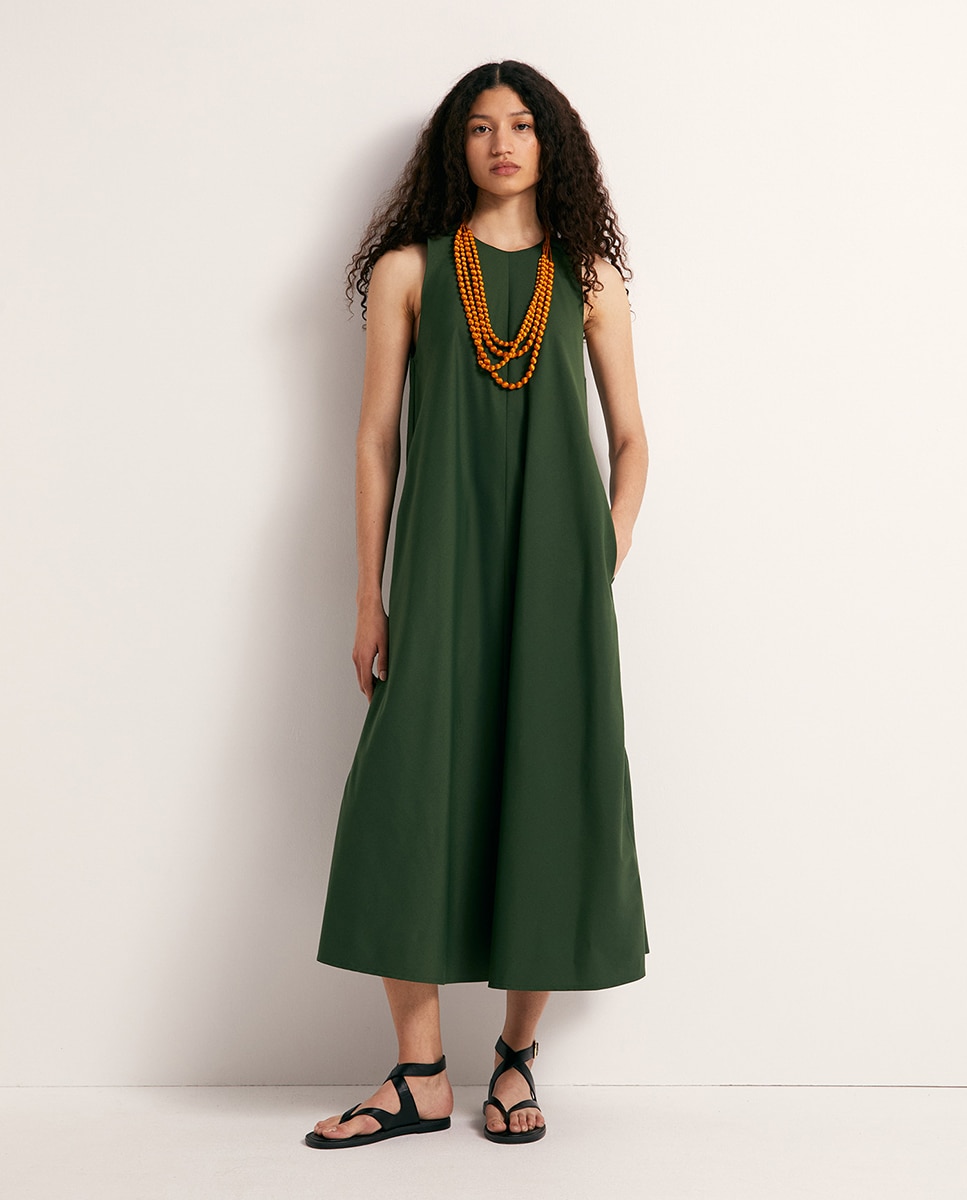 Verde oscuro