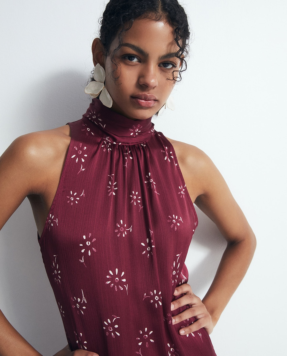 Vestido de Gola Halter Estampado Bordeaux-3