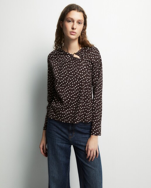 Imagen 0 de Camiseta pieza decorativa