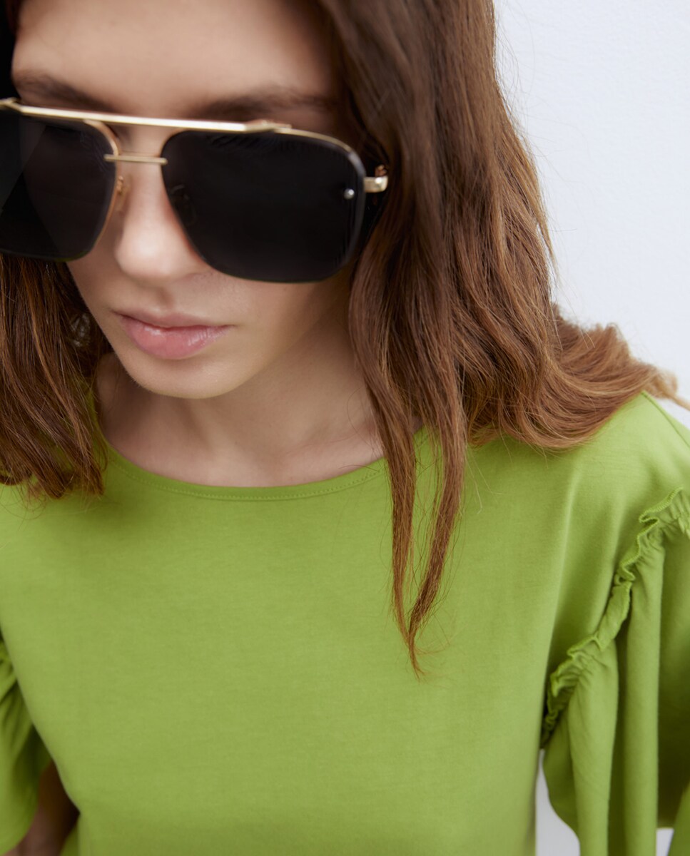 T-shirt Lisa com Folhos Verde-3