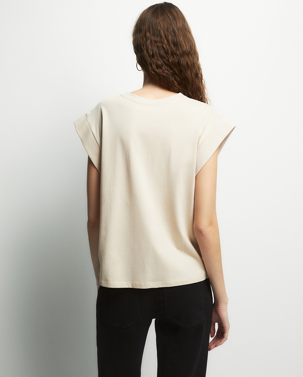 T-shirt com Ilustração Bege-4