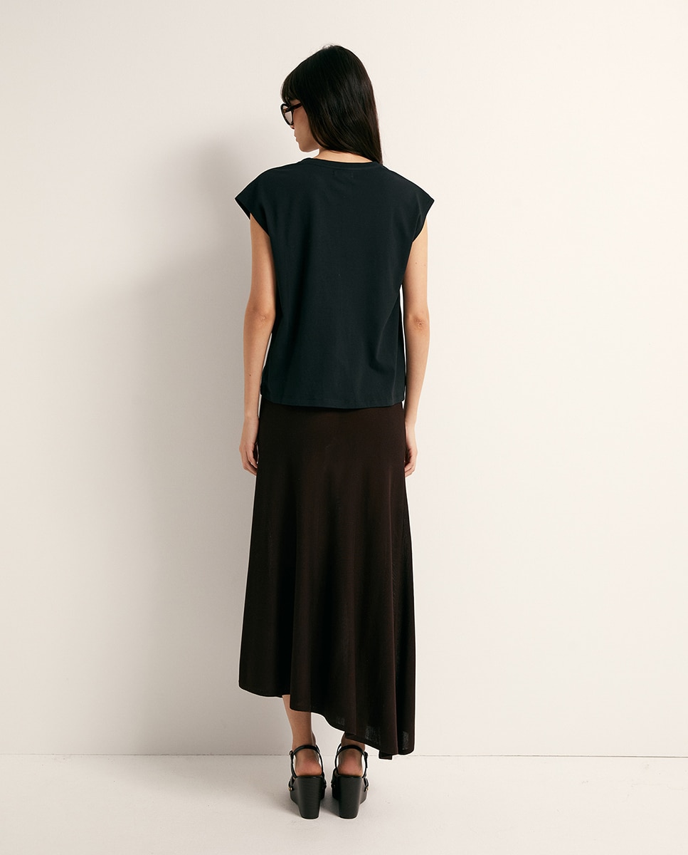 T-shirt com Bolso e Peças Preto-5