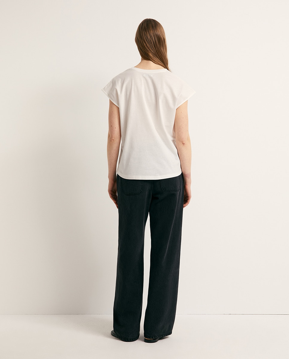 T-shirt com Detalhe de Brilhos Branco-5