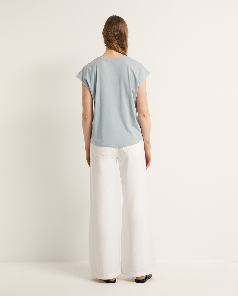 T-shirt com Detalhe de Brilhos Azul-claro-5