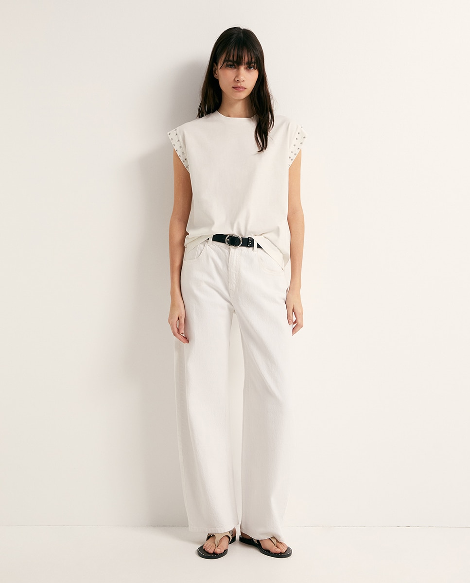 T-shirt com Tachas Branco-2
