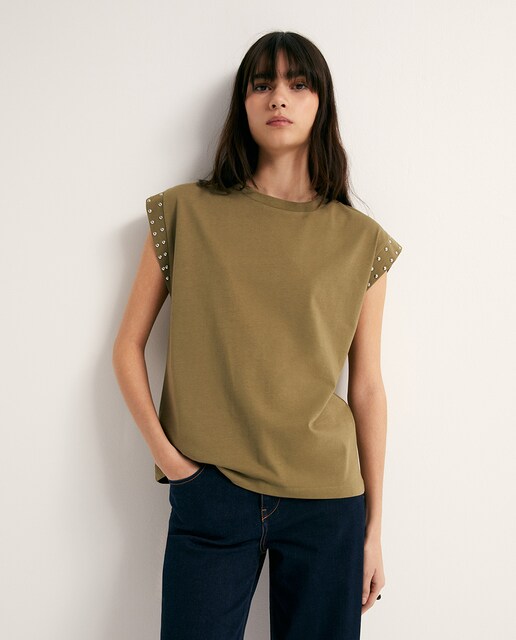 Imagen 0 de Camiseta tachas