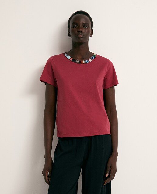Imagen 0 de Camiseta collar beads