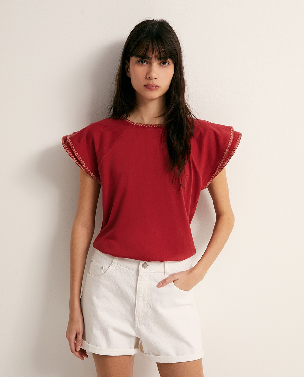 Imagem 0 de T-shirt com Folhos