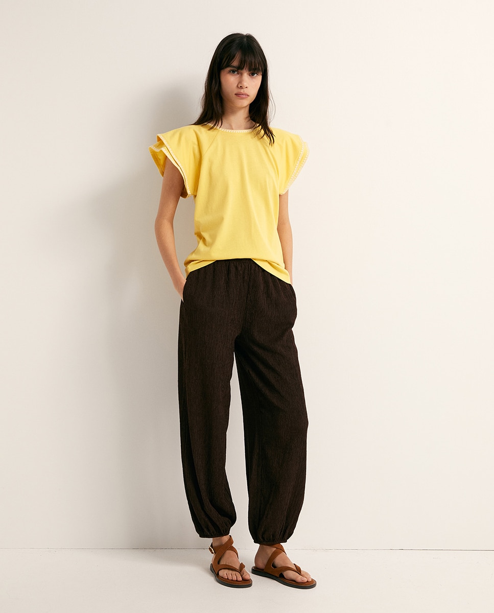 T-shirt com Folhos Amarelo-2