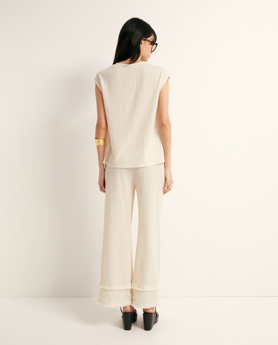 Top com Textura e Franjas Cru-5