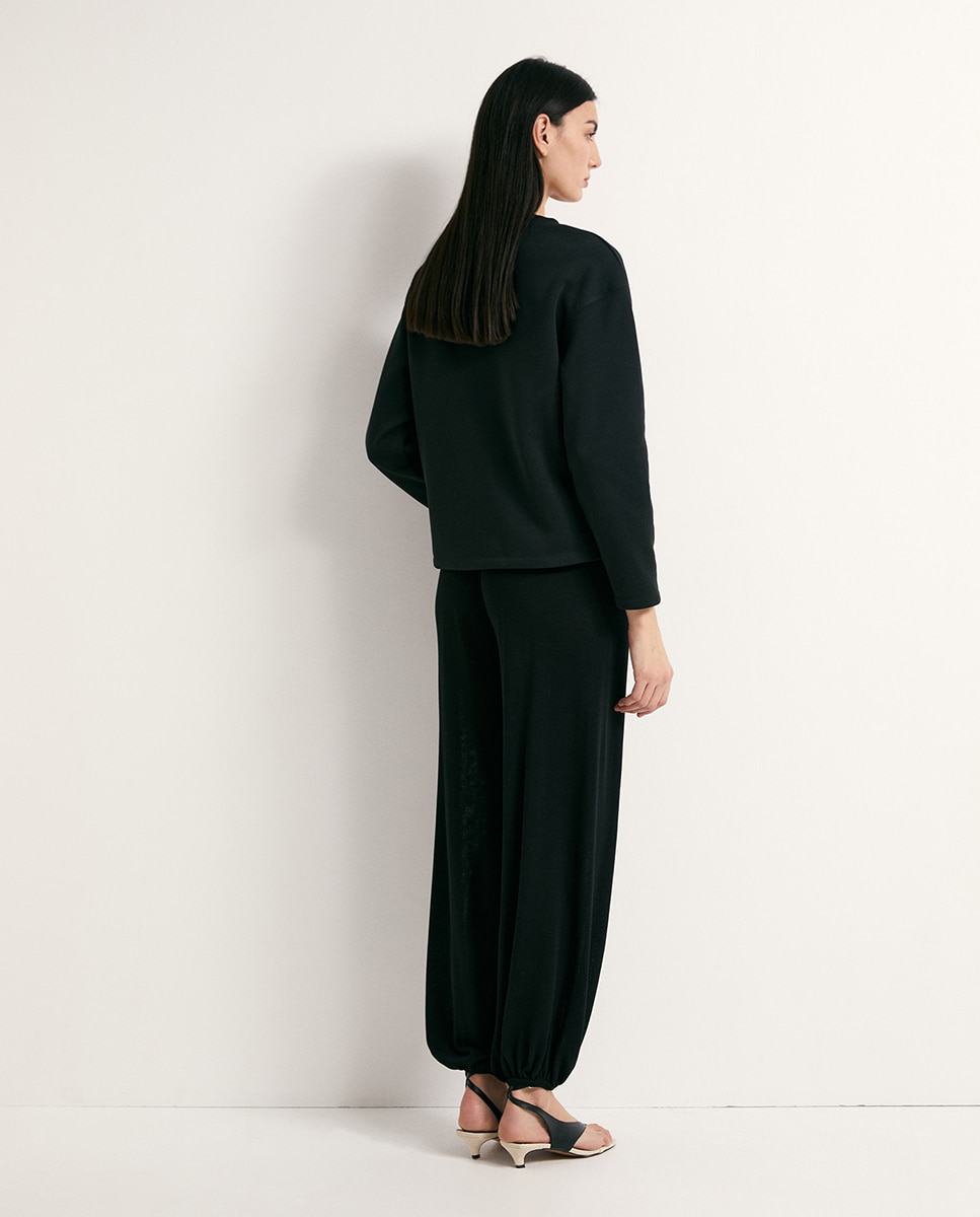 Sweatshirt com Aplique de Cordão Preto-4