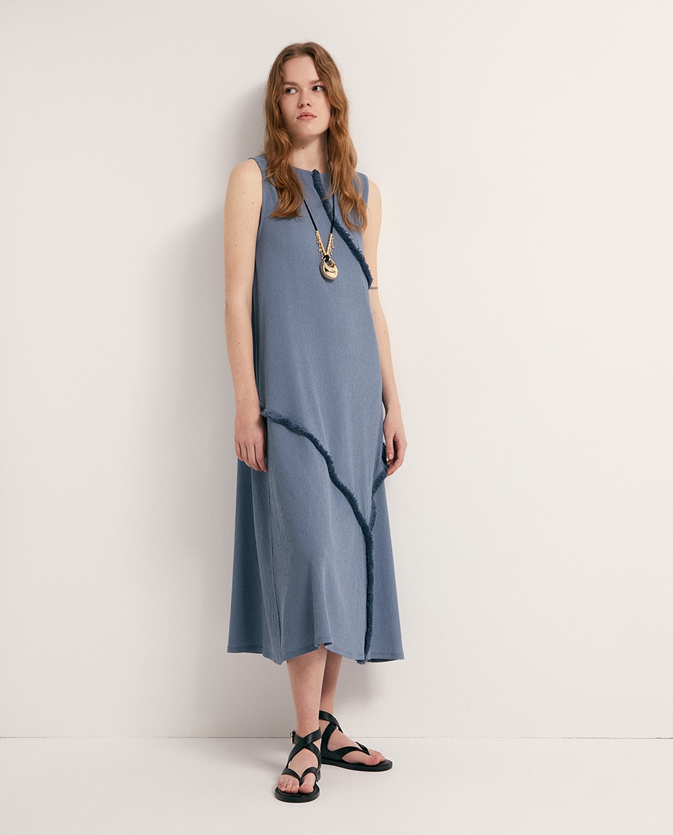Imagem 0 de Vestido com Franja de Adorno