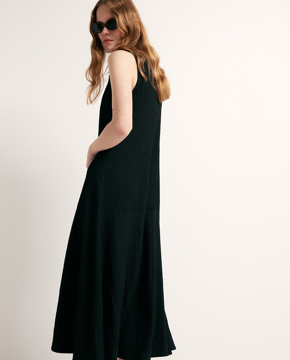 Vestido com Peça com Textura Preto-4