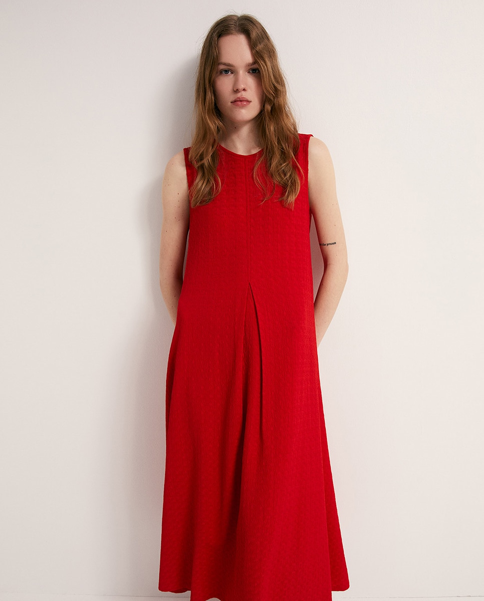 Vestido com Textura Evasê Vermelho-2