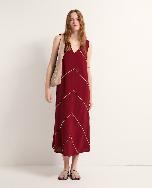 Imagen 0 de Vestido bordado contraste