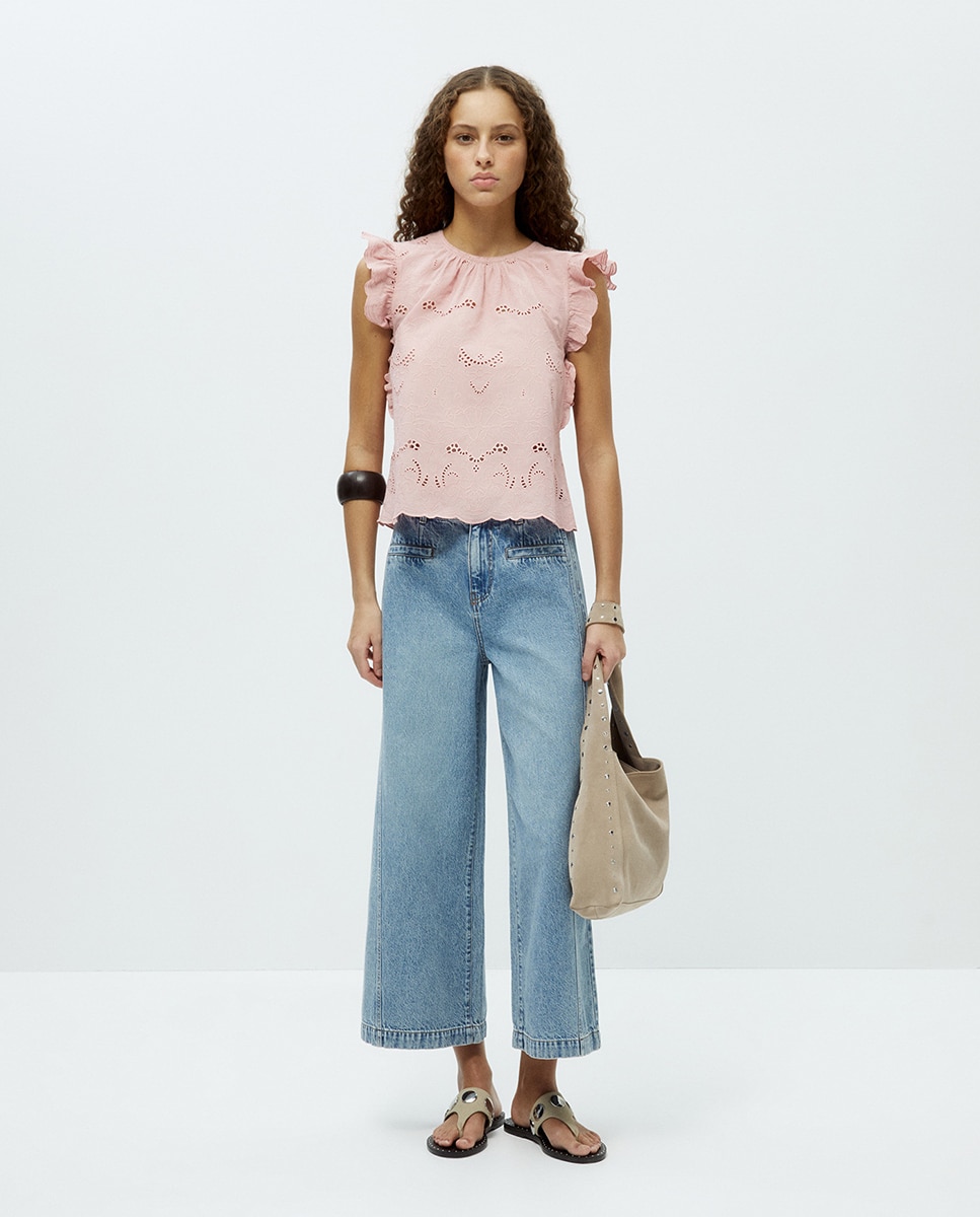 Blusa com Folhos e Bordado Rosa-2