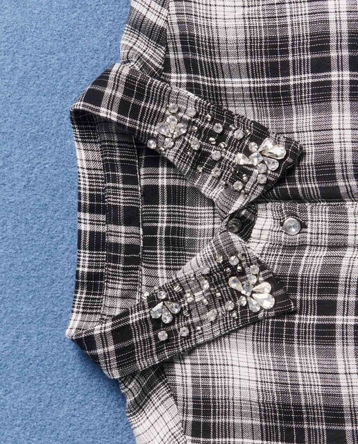 Imagem 0 de Camisa aos Quadrados com Brilhos