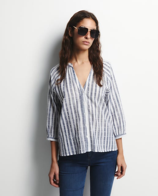 Imagen 0 de Blusa ranglan botones