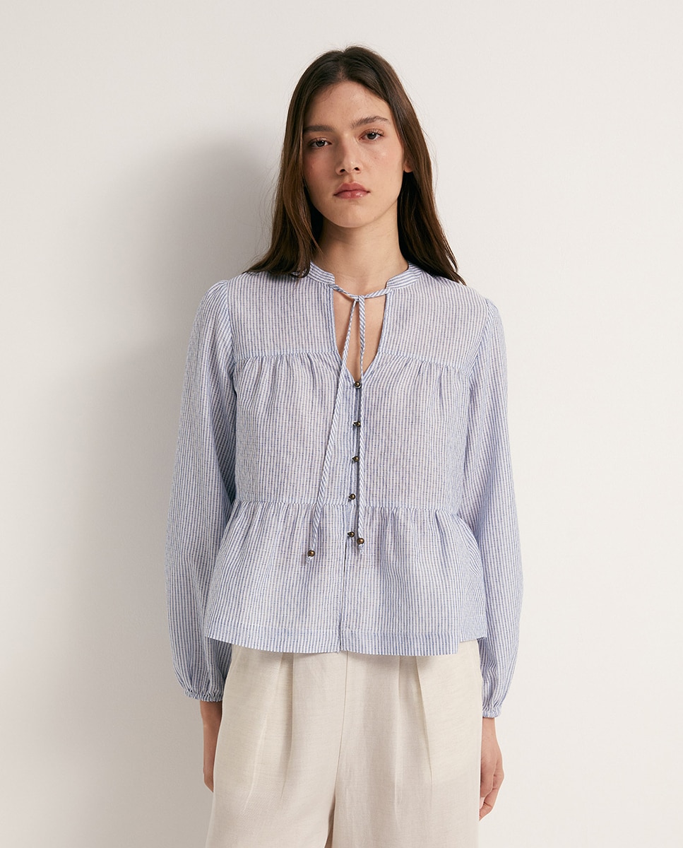 Blusa bordada Azul-claro-1