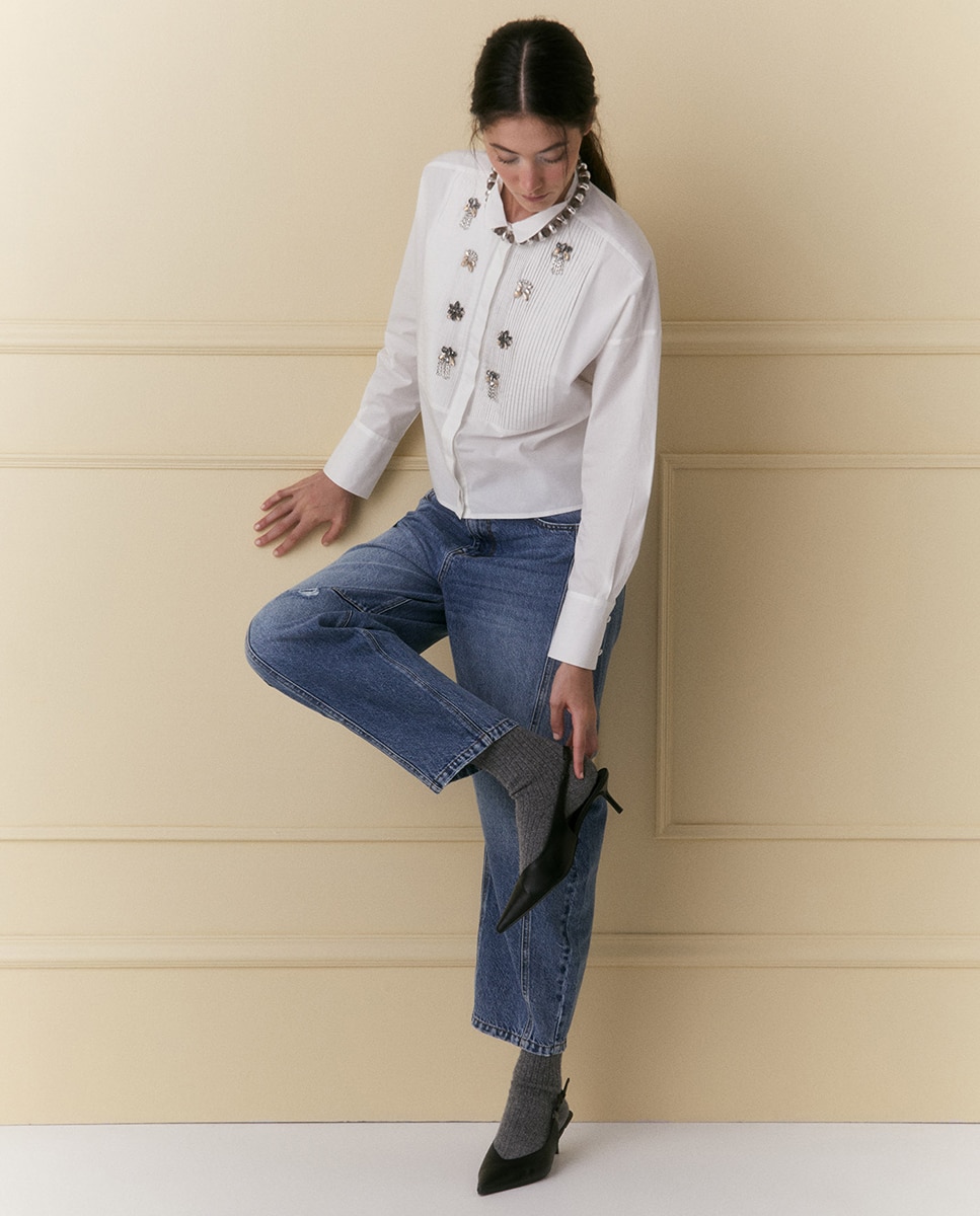 Imagen 0 de Blusa jaretas aplique Blanco