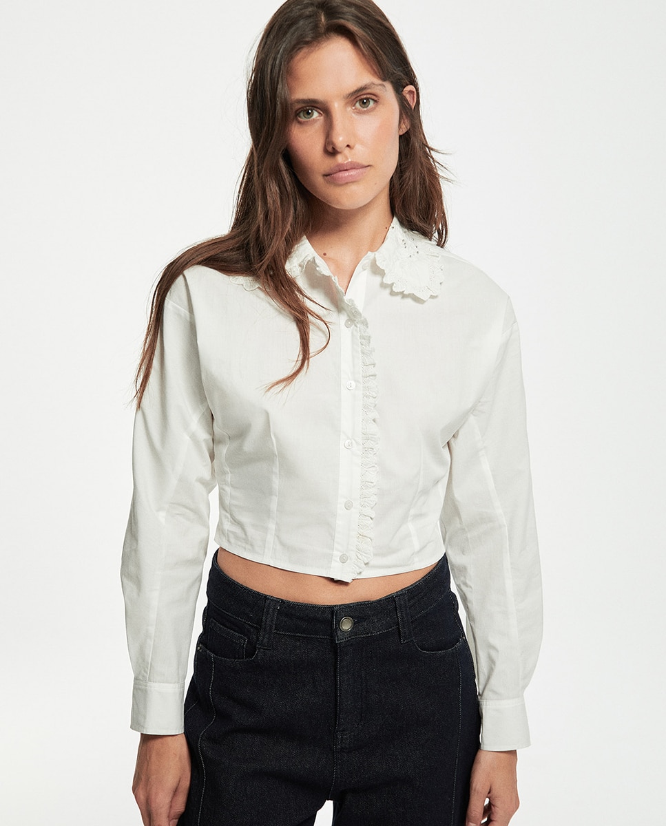 Imagem 0 de Blusa com Gola Bebé