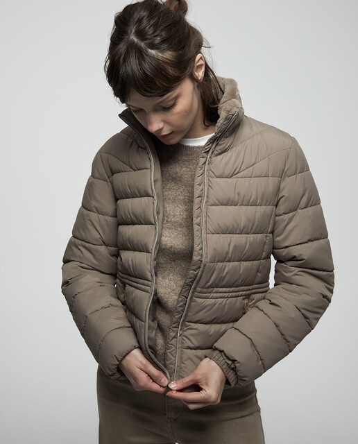 Imagen 0 de Parka básica pelo