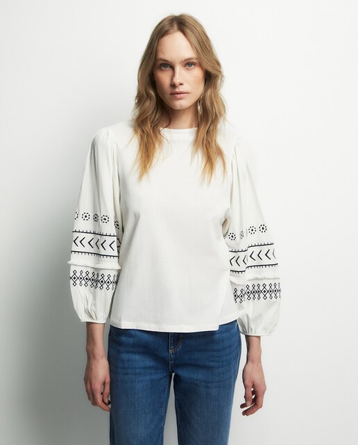 Imagen 0 de Camiseta bordada