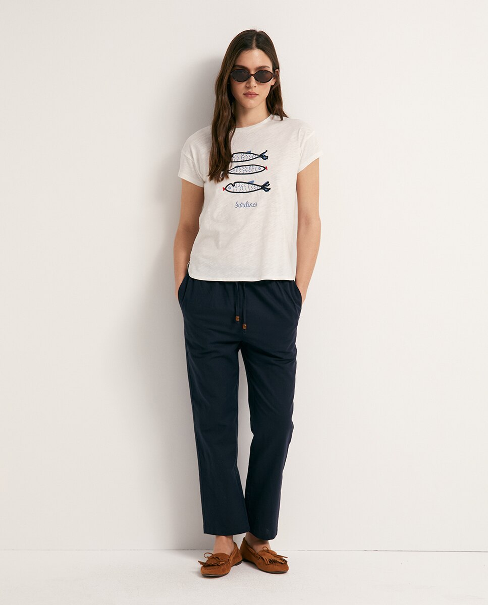 T-shirt com Cordão Branco-2