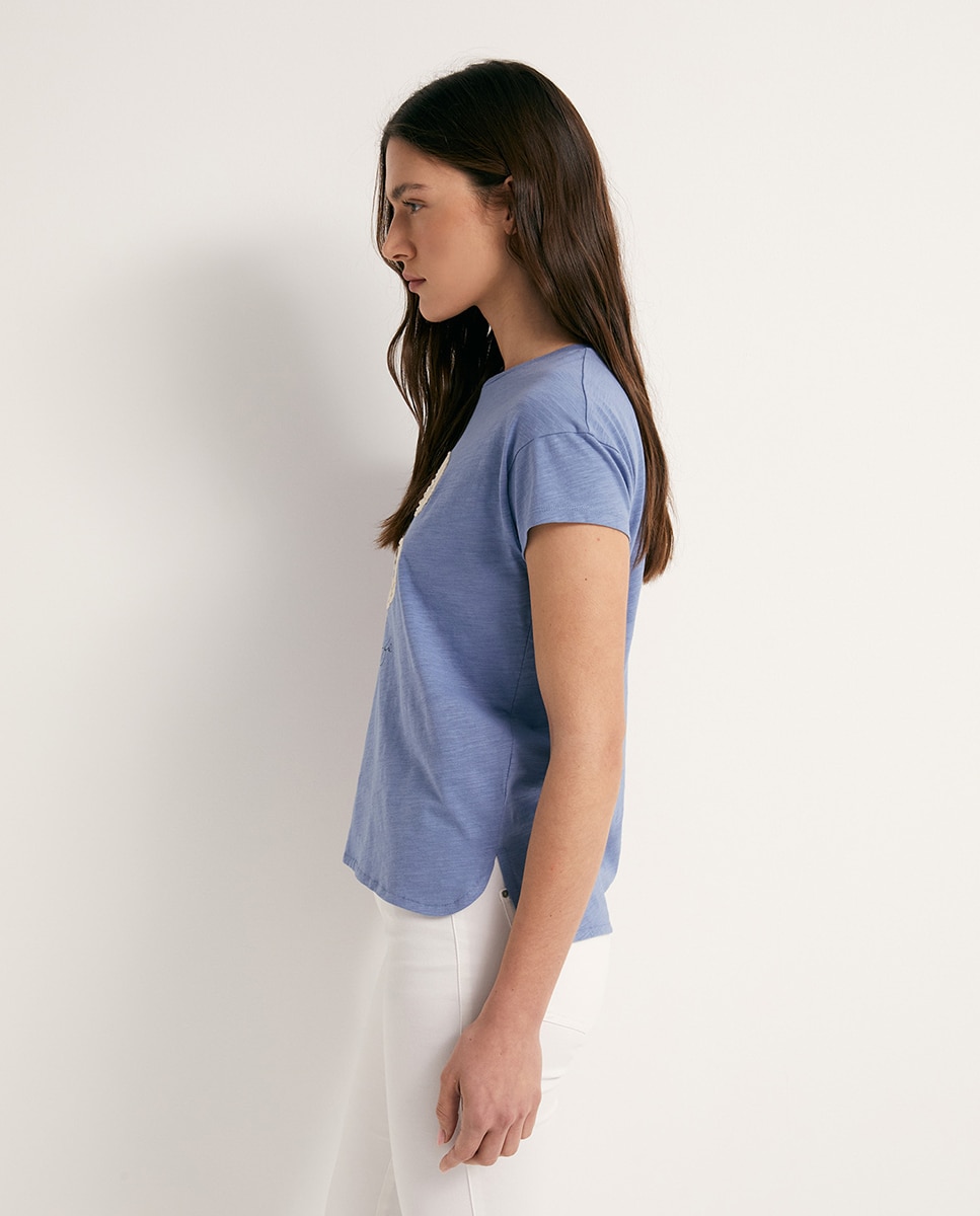 T-shirt com Cordão Azul-4