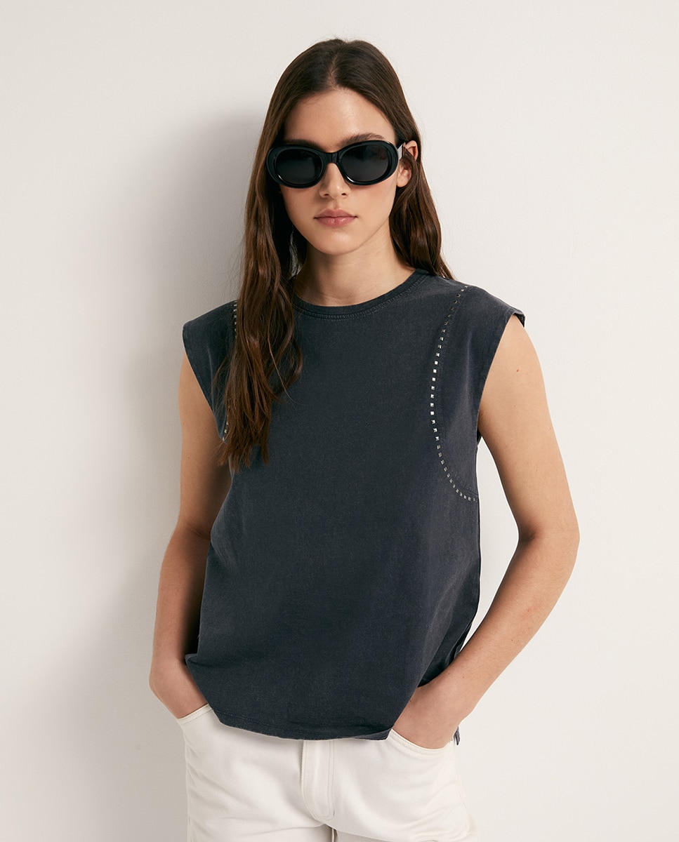 Imagem 0 de T-shirt com Tachas