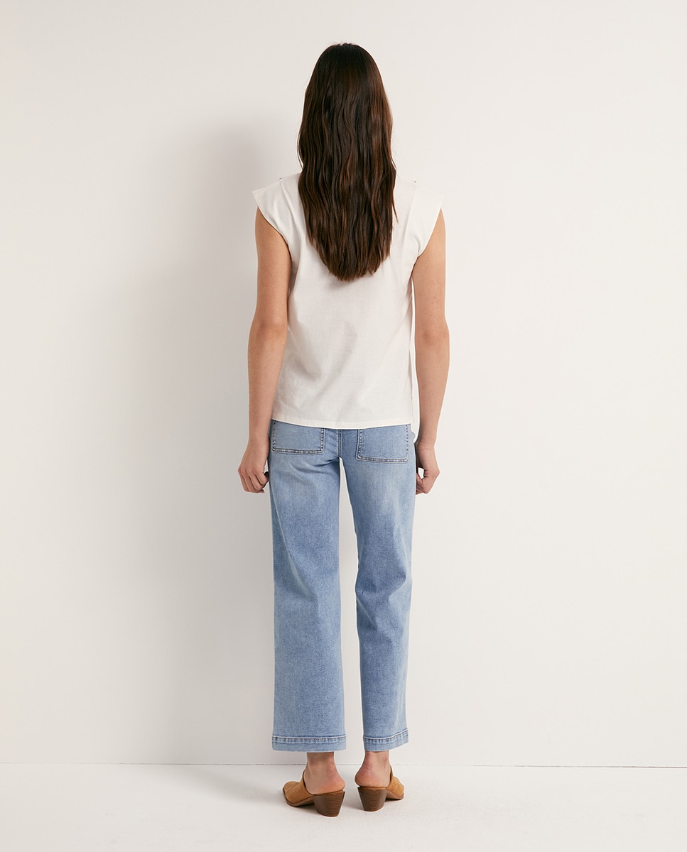 T-shirt com Tachas Branco-4