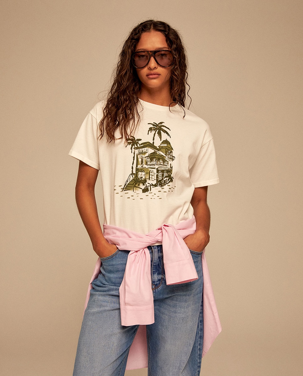 T-shirt com Ilustração Branco-1
